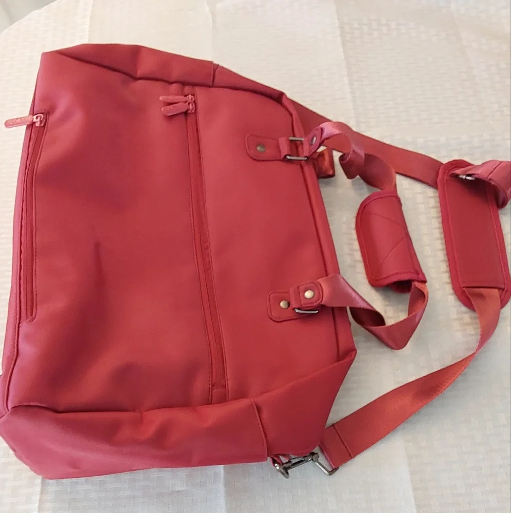 Heys RFID Multi-pocket Briefcase - Picture 2 of 5